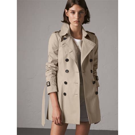 burberry trenchcoat chelsea short|are Burberry trench coats waterproof.